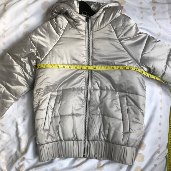 NWT Metallic Jacket Lightweight Silver Puffer - Picture 6 of 8